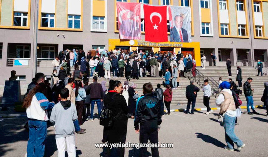 Kastamonu'da öğrencilerin bursluluk sınavı heyecanı başladı