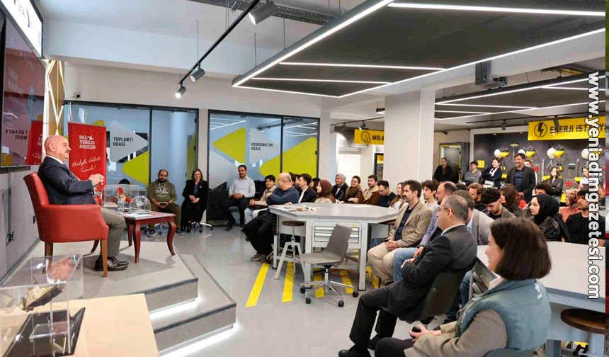 Rektör Sözbir ülkemizin uydu çalışmalarını anlattı