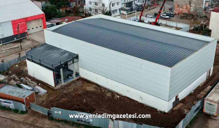 Başiskele'de 'Genc-i Âlâ Kapalı Spor Salonu' yükseliyor