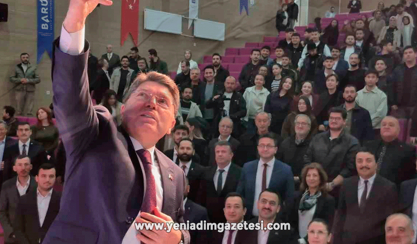 Eski Adalet Bakanı Yılmaz Tunç'tan yargı eleştirilerine tepki