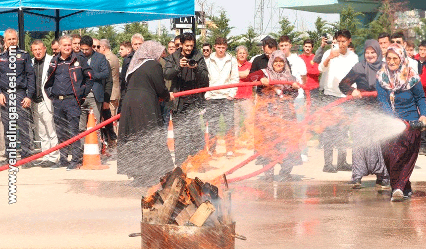 Kırsalda yangına ilk müdahale kadınlardan