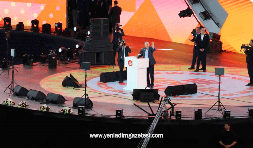 Cumhurbaşkanı Erdoğan'dan gençlere: 'Kifayetsizlere asla prim vermeyin'