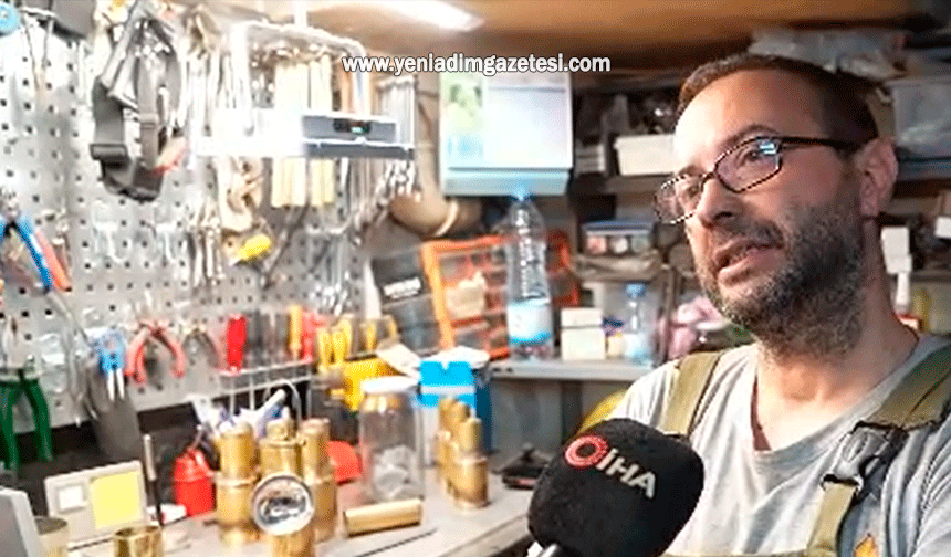 Babasının yaktığı zanaat ateşini tarihi karpit lambası ile geleceğe taşıyor