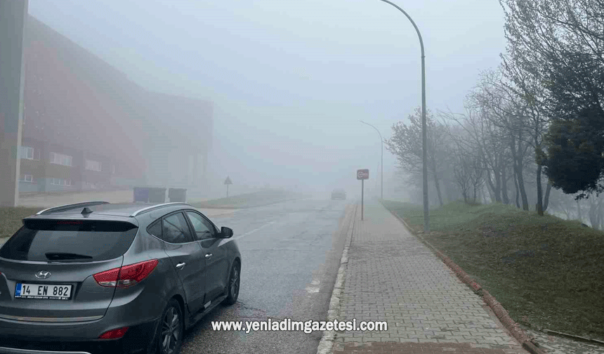 Bolu'da sis görüş mesafesini düşürdü