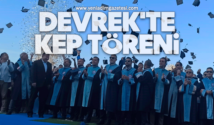 Devrek'te Üniversite öğrencileri mezuniyetlerini kep atarak kutladılar
