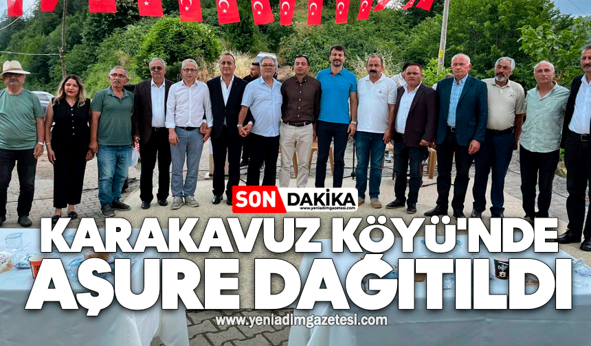 Karakavuz Köyü'nde aşure dağıtıldı