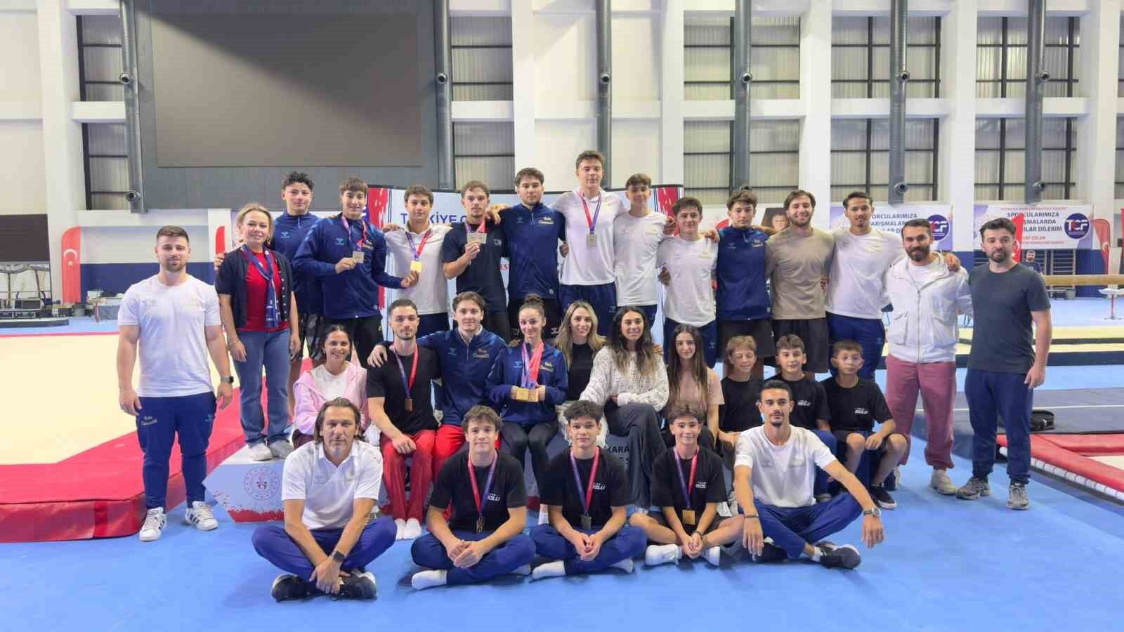 Bolulu cimnastikçilerden Ankara'da madalya yağmuru