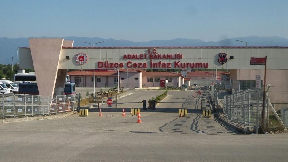 Hırsızlık suçundan araması bulunan şahıs yakalandı