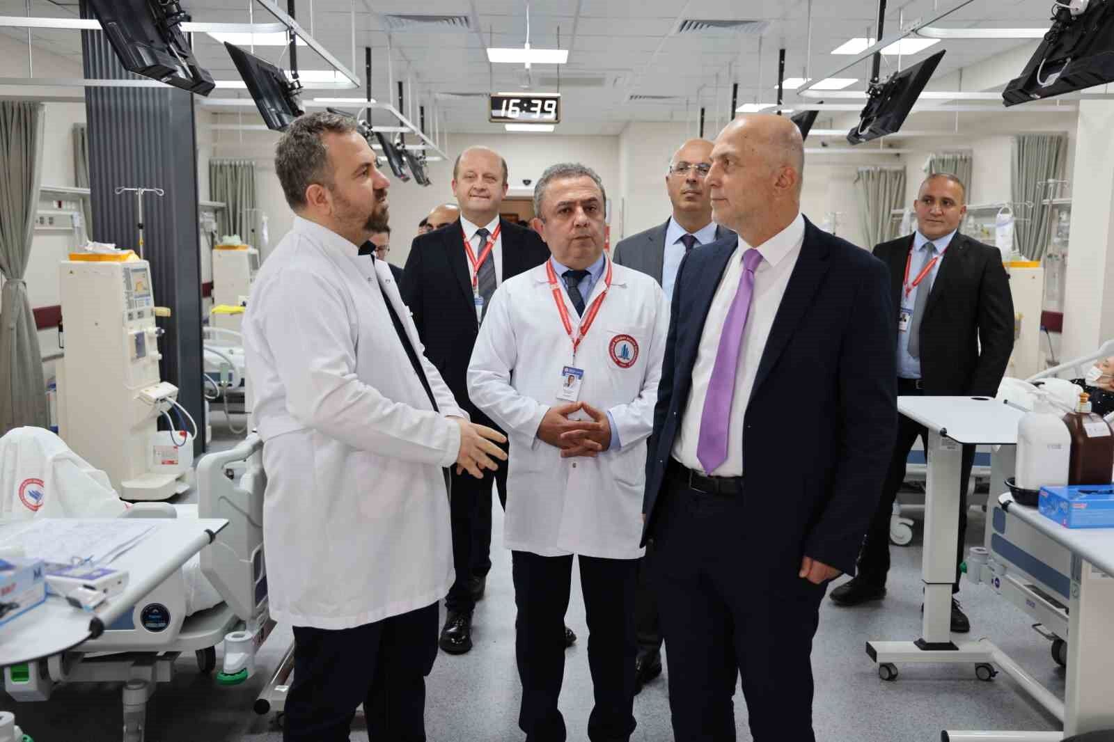 Rektör Ulusoy'dan BEUN Hastanesine Ziyaret