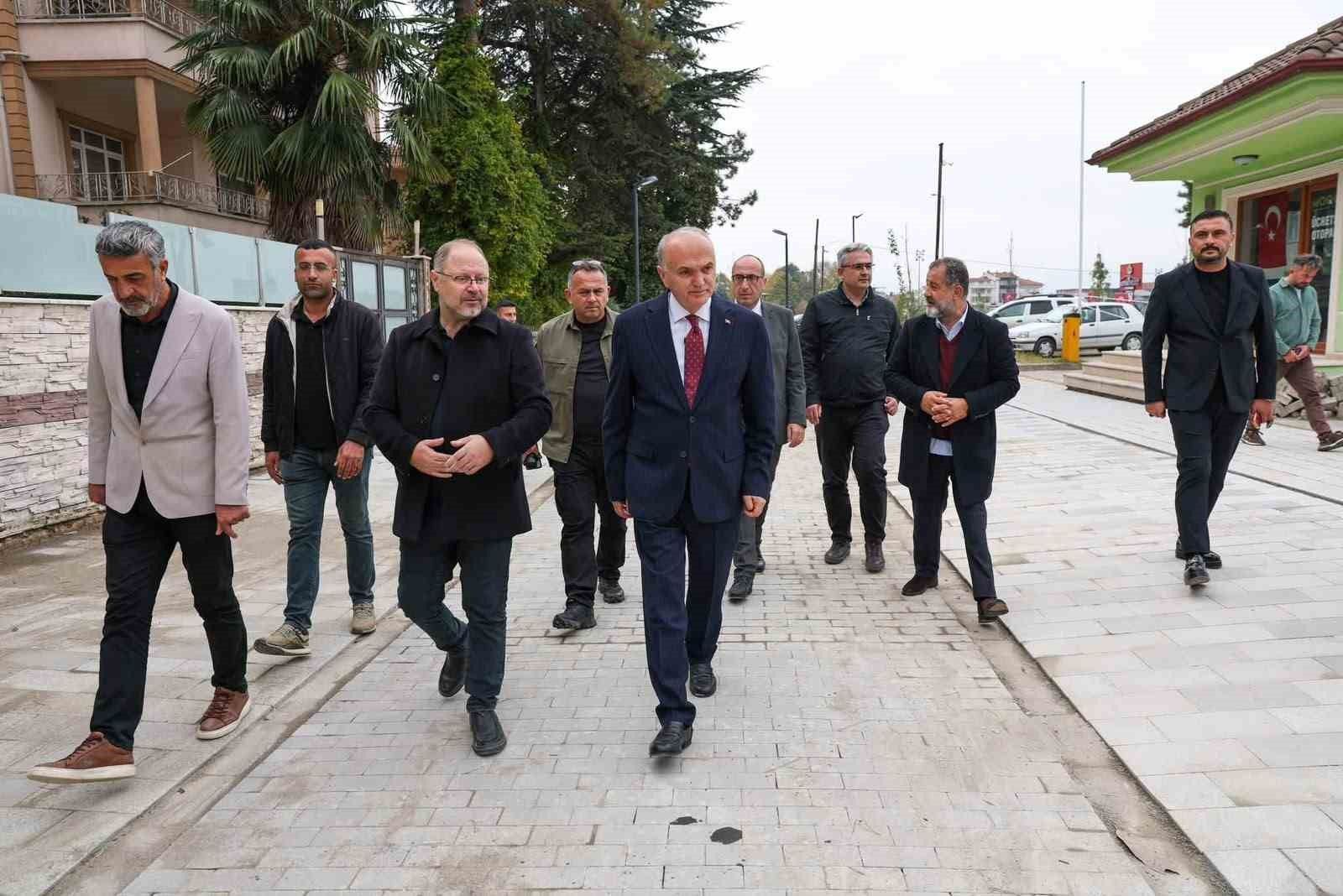 2 park birbirine yeşil yol ile bağlanıyor