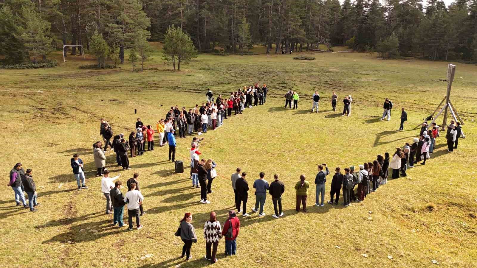 Cumhuriyet'in 103. yılına özel 103 meyve çekirdeği doğayla buluşturuldu