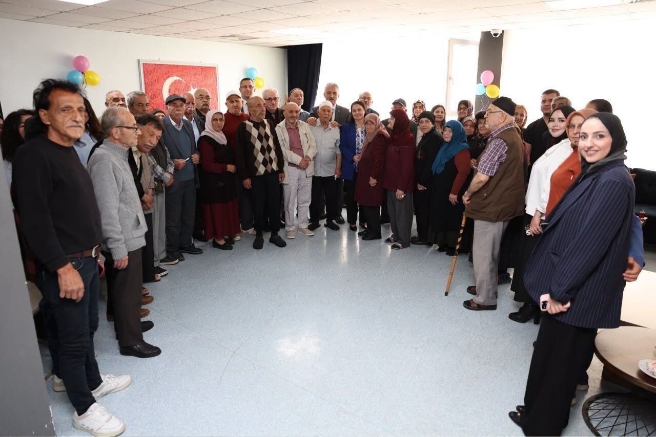 Vali Makas'tan huzurevi sakinlerine anlamlı buluşma