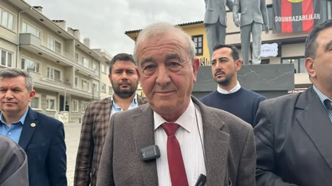 Eskisehirde Muhtarlar Gununde Aci Kayip
