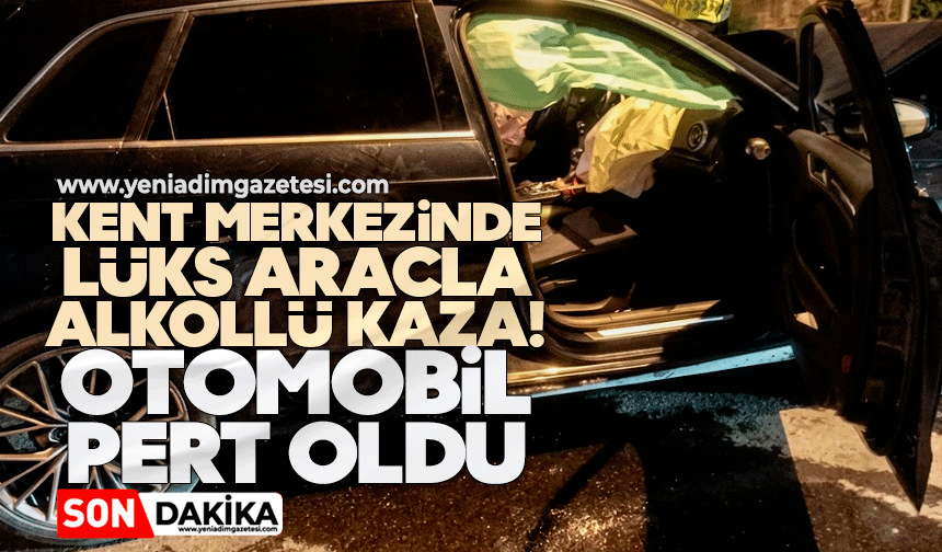 Kent merkezinde lüks araçla alkollü kaza! Otomobil pert oldu